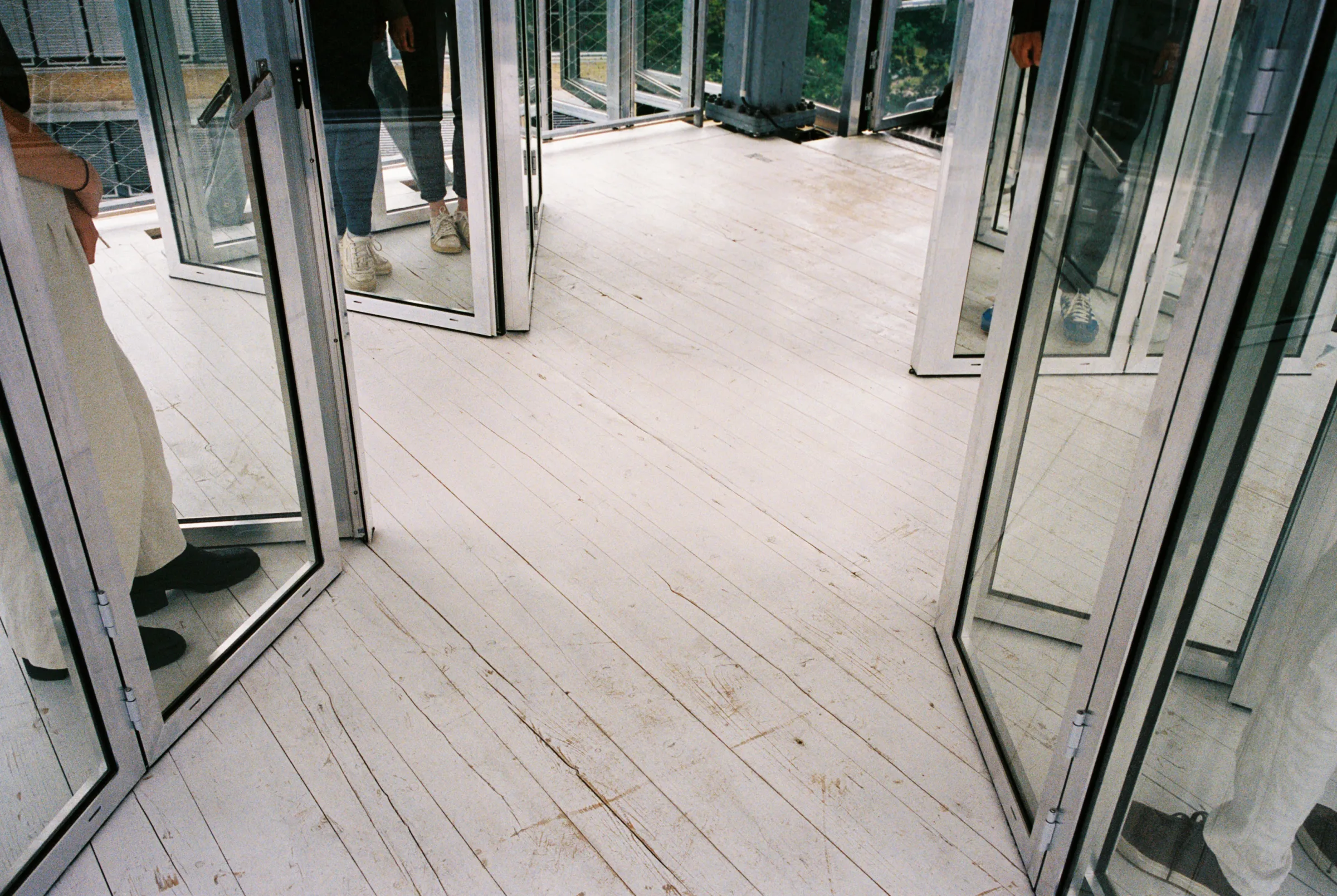 InterSPACE